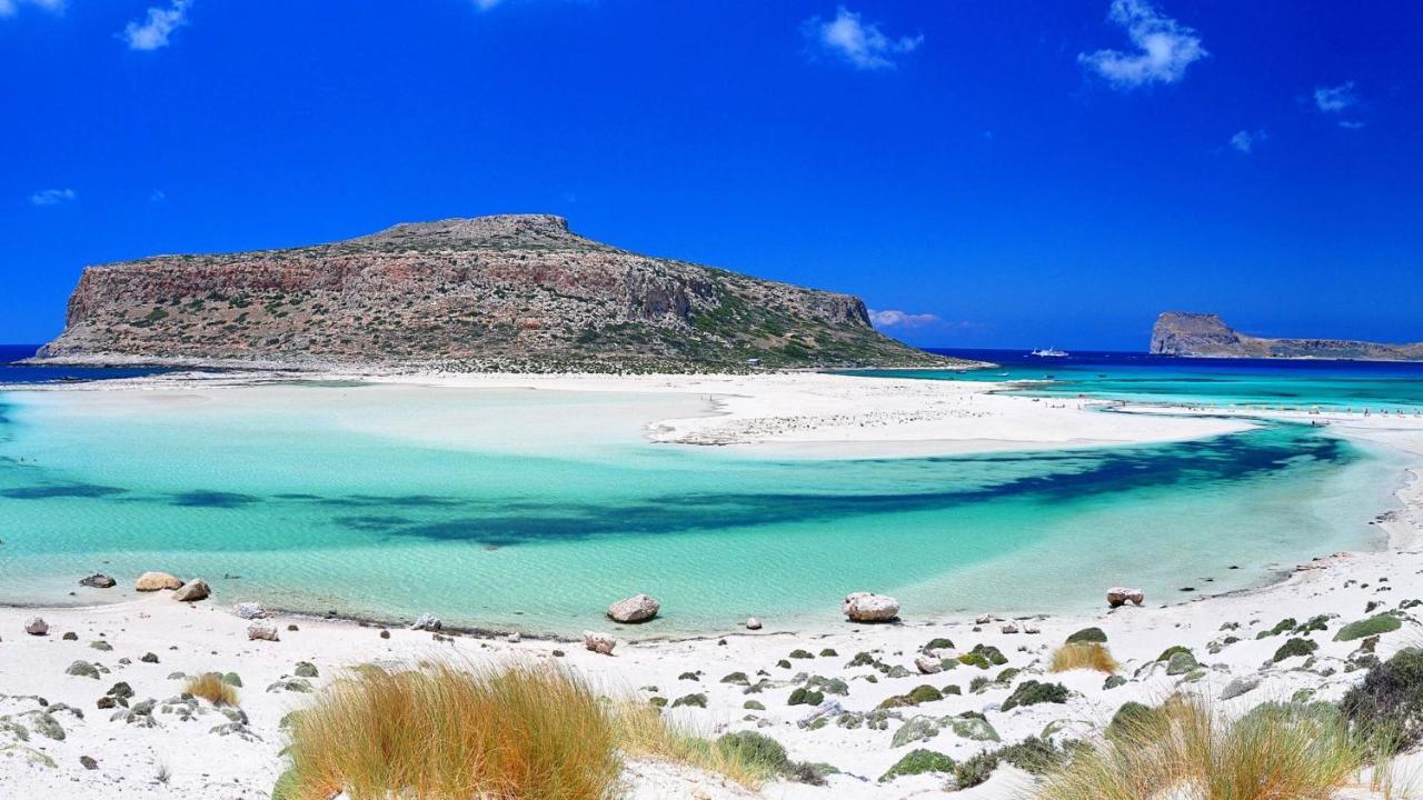 Aegean Breeze Luxury Apartments Next To The Sea マレメ エクステリア 写真