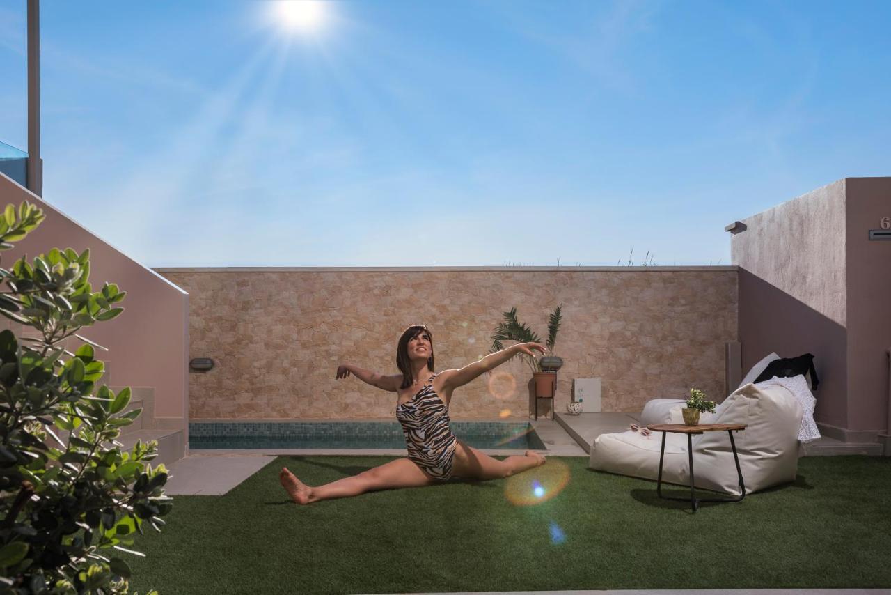 Aegean Breeze Luxury Apartments Next To The Sea マレメ エクステリア 写真