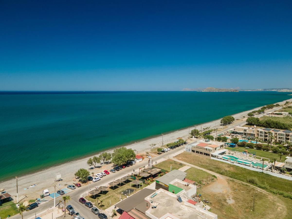Aegean Breeze Luxury Apartments Next To The Sea マレメ エクステリア 写真
